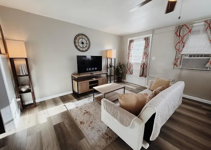 Historic 1Br Apt 2 Queen Beds Near Vsu & Sgmc